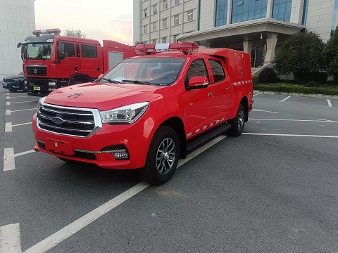國(guó)六五十鈴器材消防車
